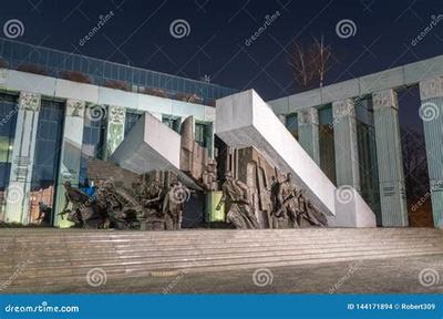 網(wǎng)游連鎖店與游戲開發(fā)商合作共贏之路